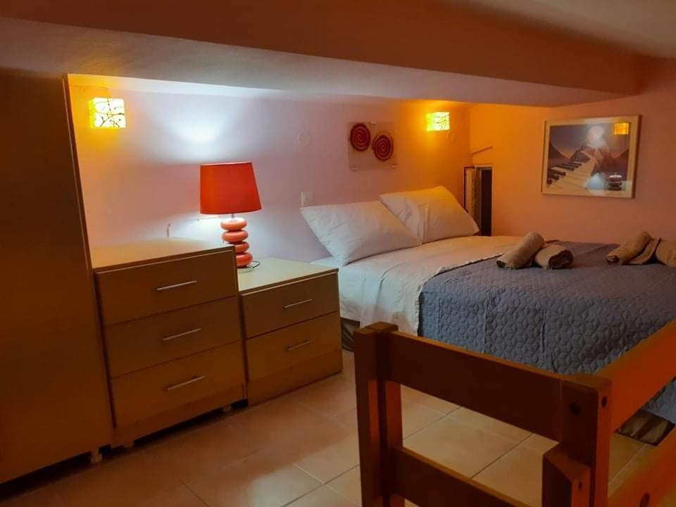 Whole Apartment In Loutsa With Amazing View Ngoại thất bức ảnh